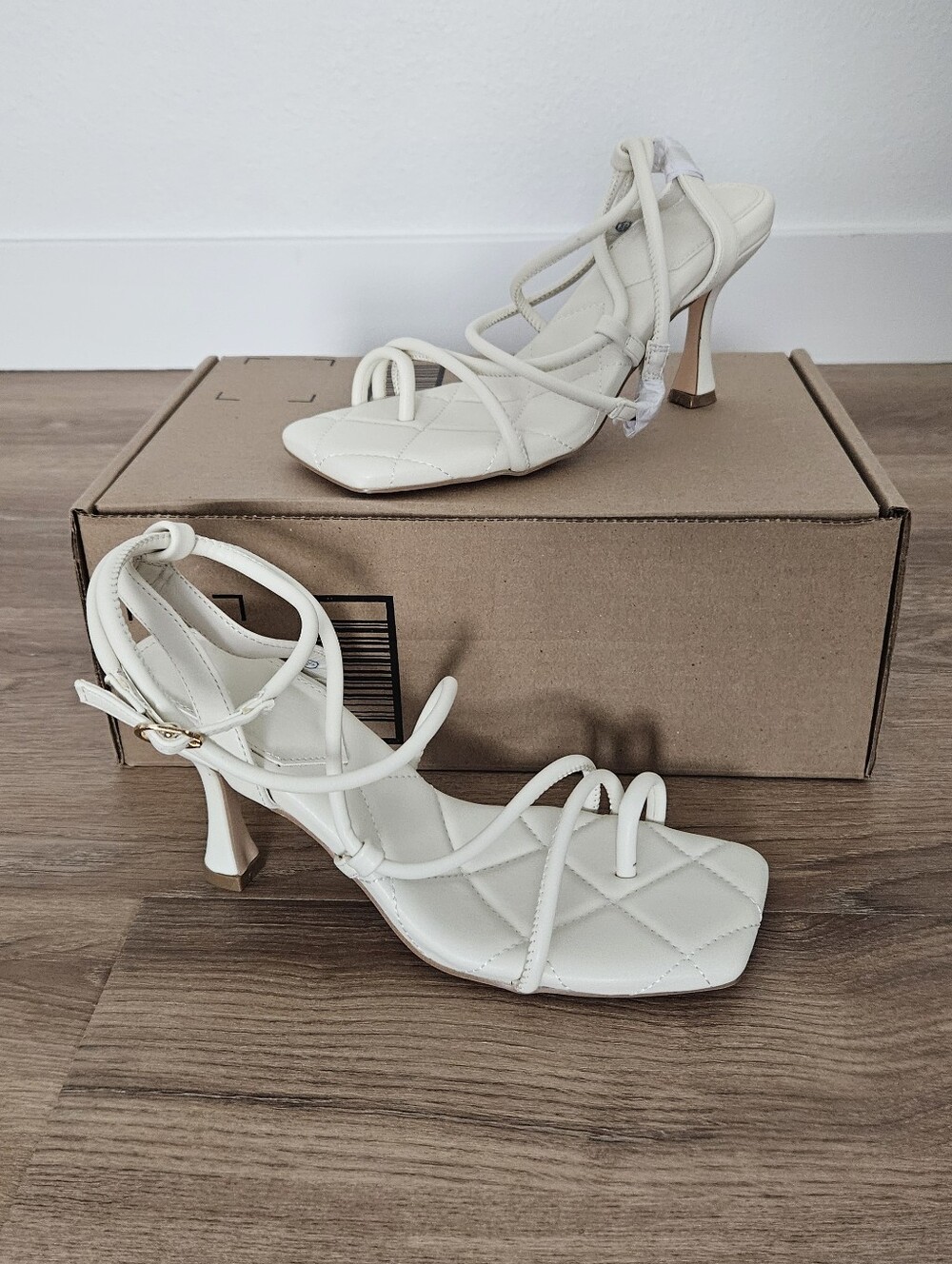 Women’s Strappy Quilted Square-Toe Heels in Cream Size 8.5
